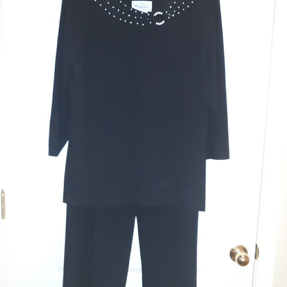 Prosperity 2 piece  knitwear size xl